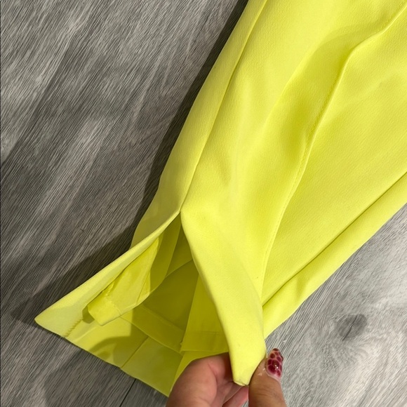 Cinq a sept AMANDA Pants Bright Yellow NWT - Picture 8 of 16